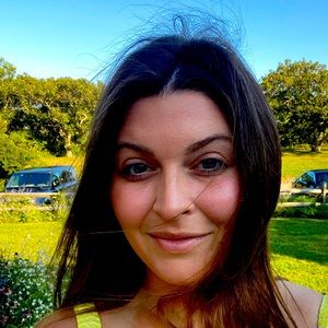 Meet your Posher, Emma